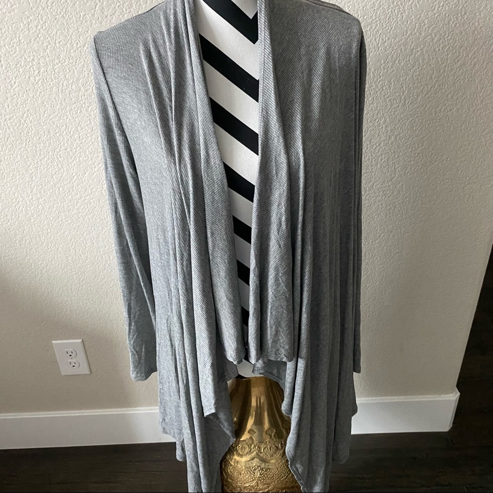 r2d apparel || gray waterfall long sleeve cardigan